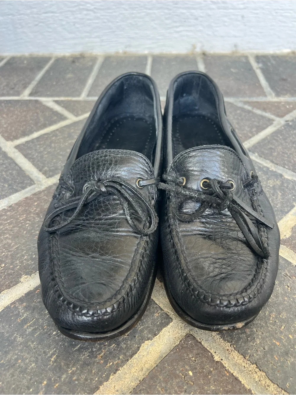 Men’s 8 Cole Haan Black Leather Loafers